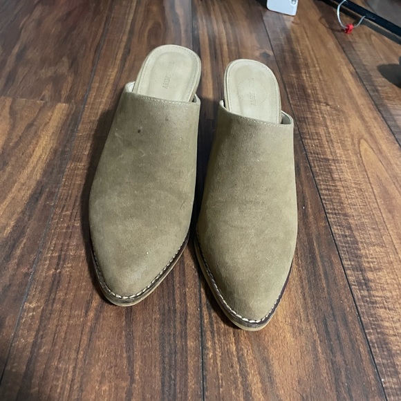 Booties - Picture 3 of 3